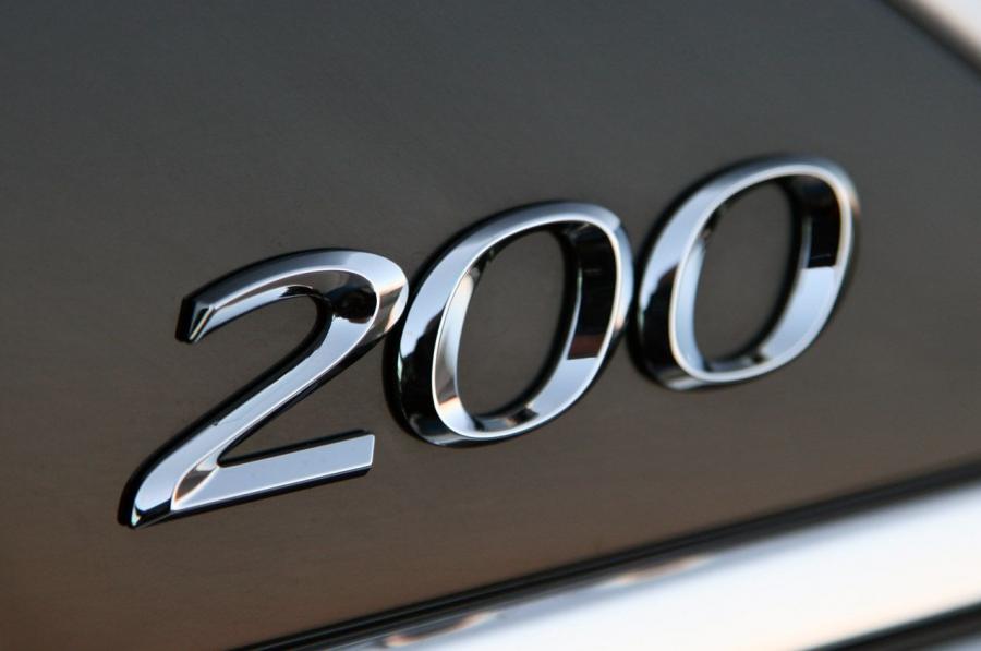  Chrysler 200 2011 года  (фото 80 из 122)